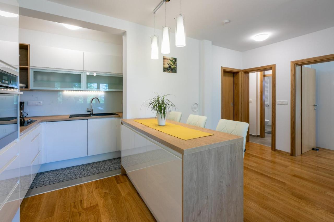 Apartment Olive Селце Екстер'єр фото