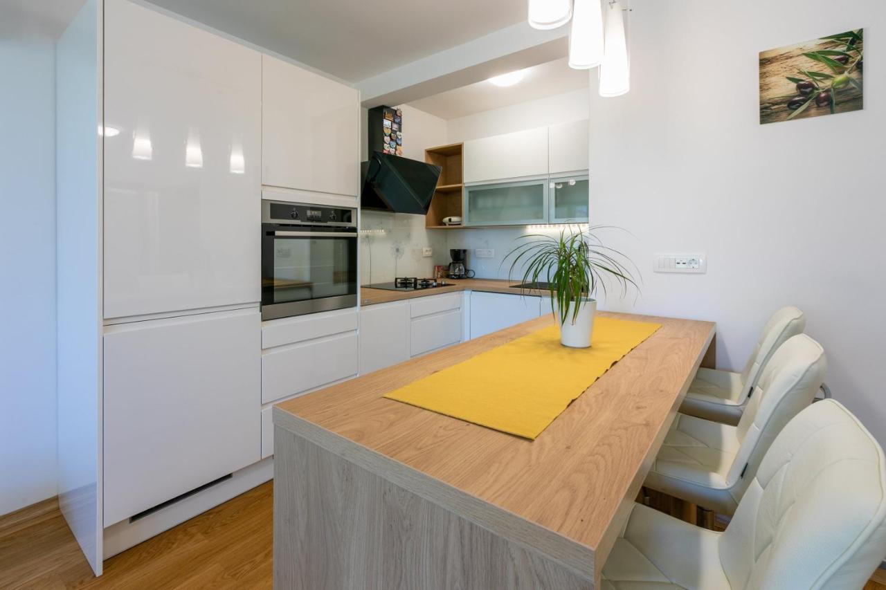 Apartment Olive Селце Екстер'єр фото